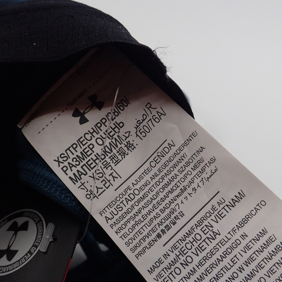 ❌SOLD❌ Under Armour Green Padded Sports Bra XS - NWT - Picture 5 of 5